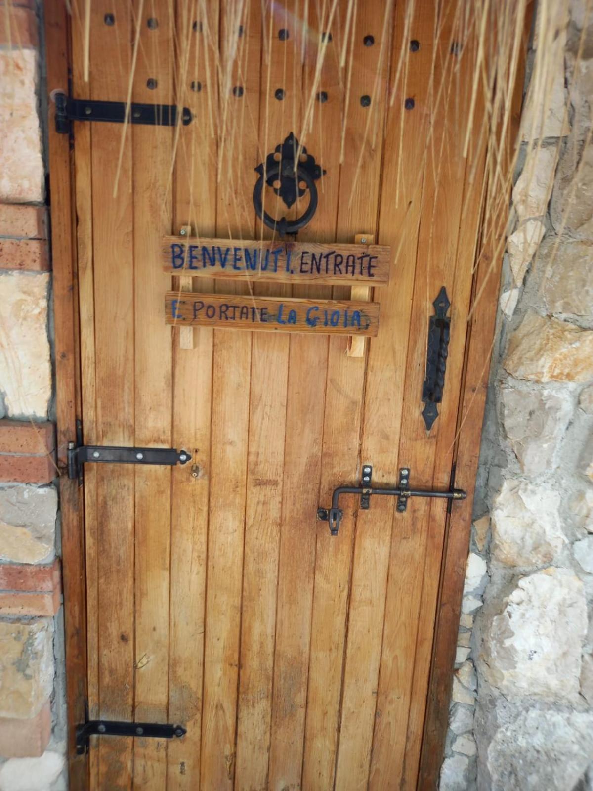 Le Capanne Di Villa Margherita Sonnino Cameră foto